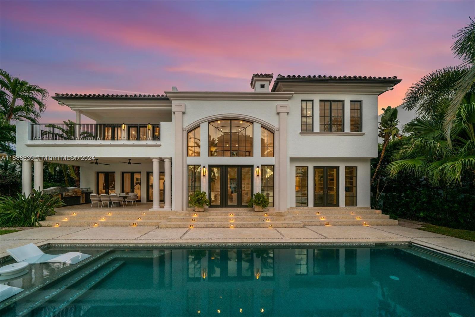 GOLDEN BEACH - Residential