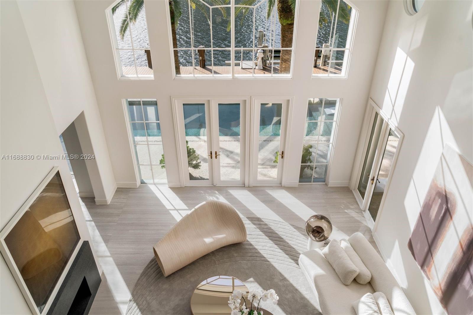 GOLDEN BEACH - Residential