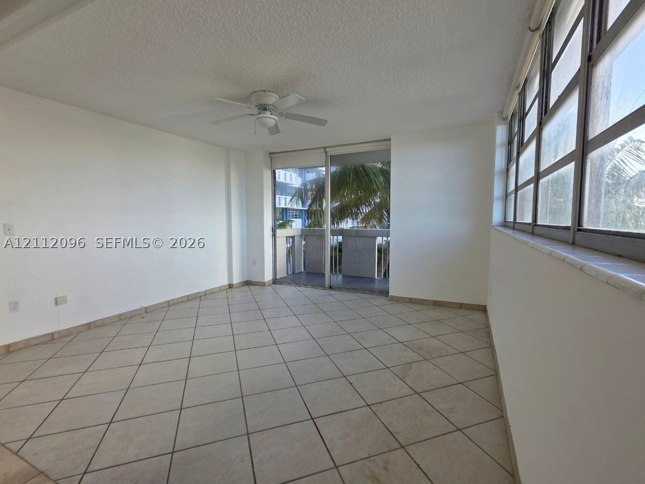800 West Ave 401