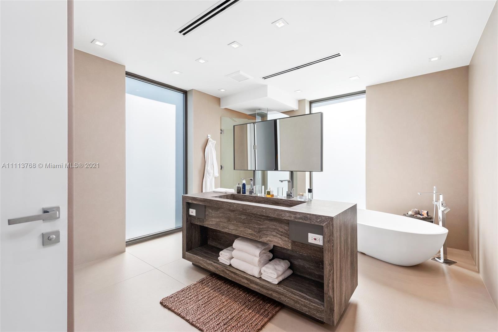 NORMANDY GOLF COURSE - Residential