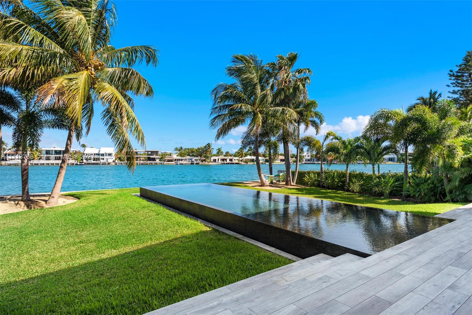 NORMANDY GOLF COURSE - Residential