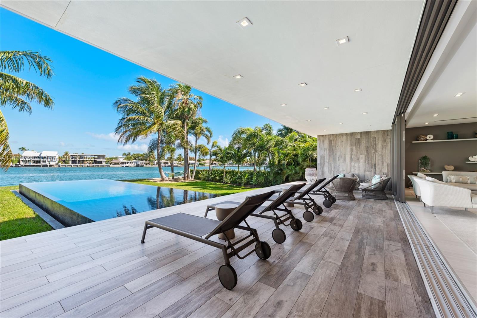 NORMANDY GOLF COURSE - Residential