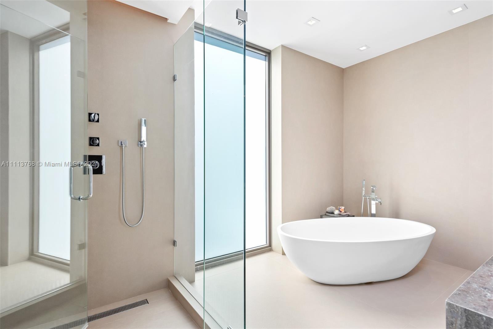 NORMANDY GOLF COURSE - Residential