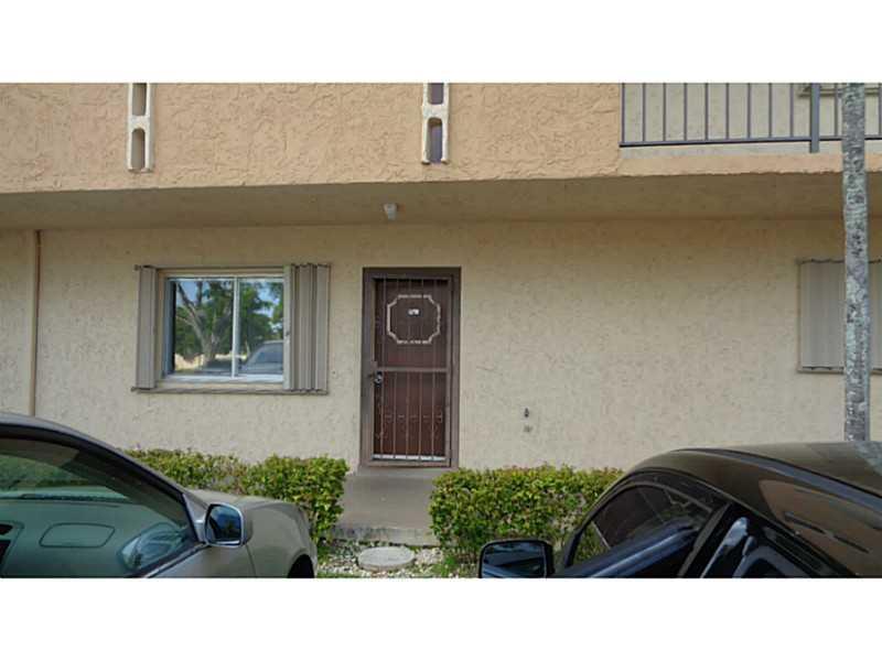 Spacious 2/2 ground floor unit. Large screened patio. Excellent location, great opportunities, cash only, as per association rental not allow during the first year of ownership,buyer will be responsible for $ 1500 judgment pending charges. Call listing ag ent.