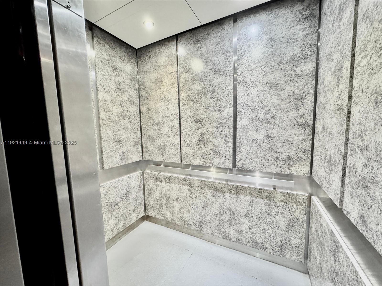 NEWPORT CONDO - Residential Lease