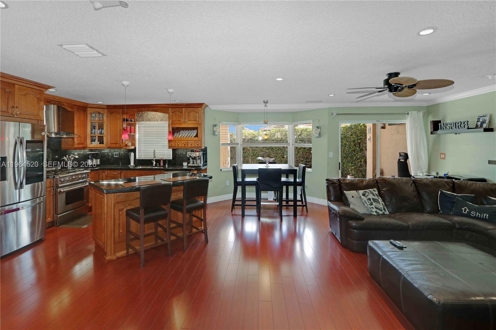 HIGHLANDS AT KENDALL - Residential