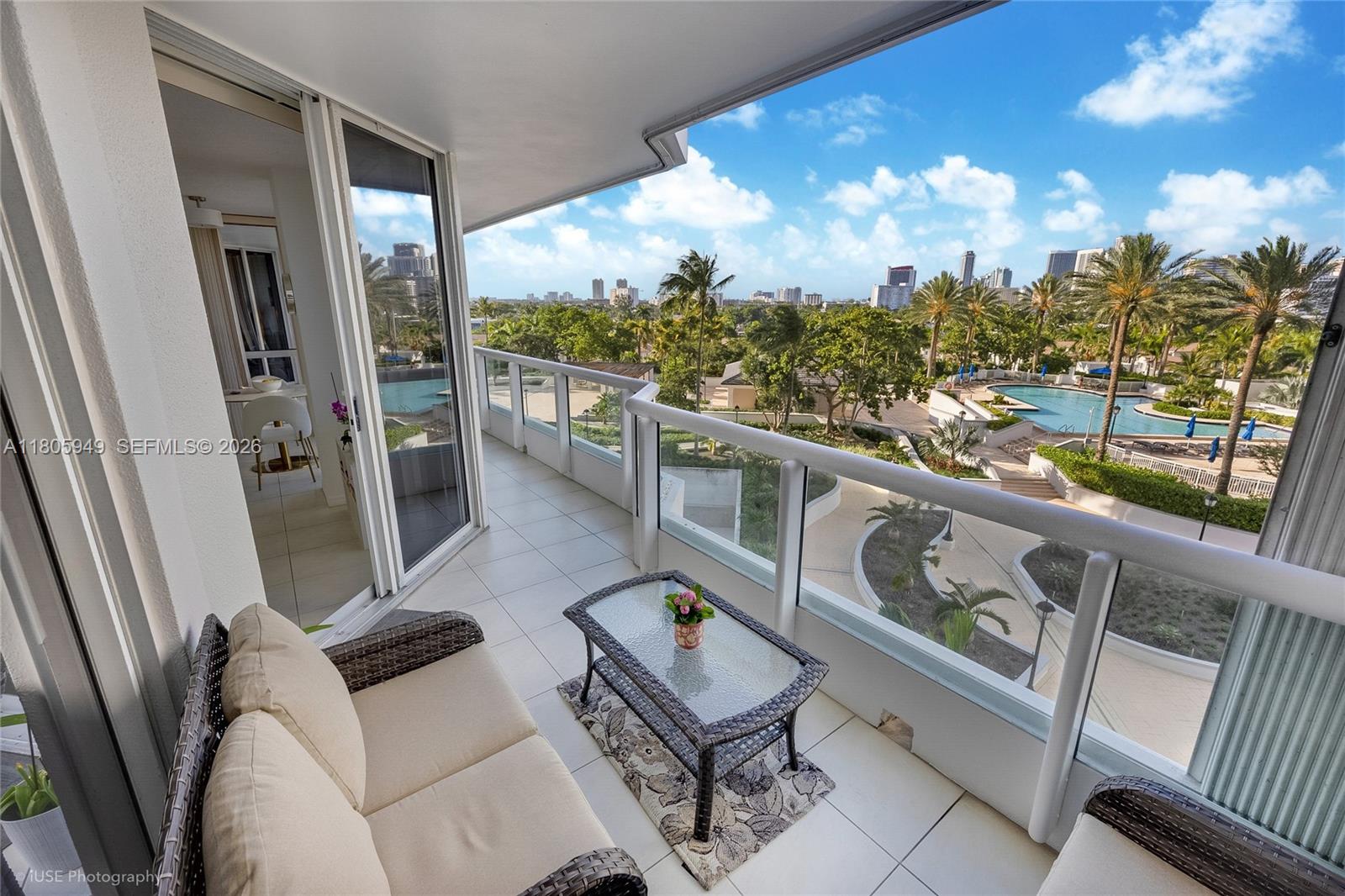 NORTH TOWER AT THE POINT - Residential