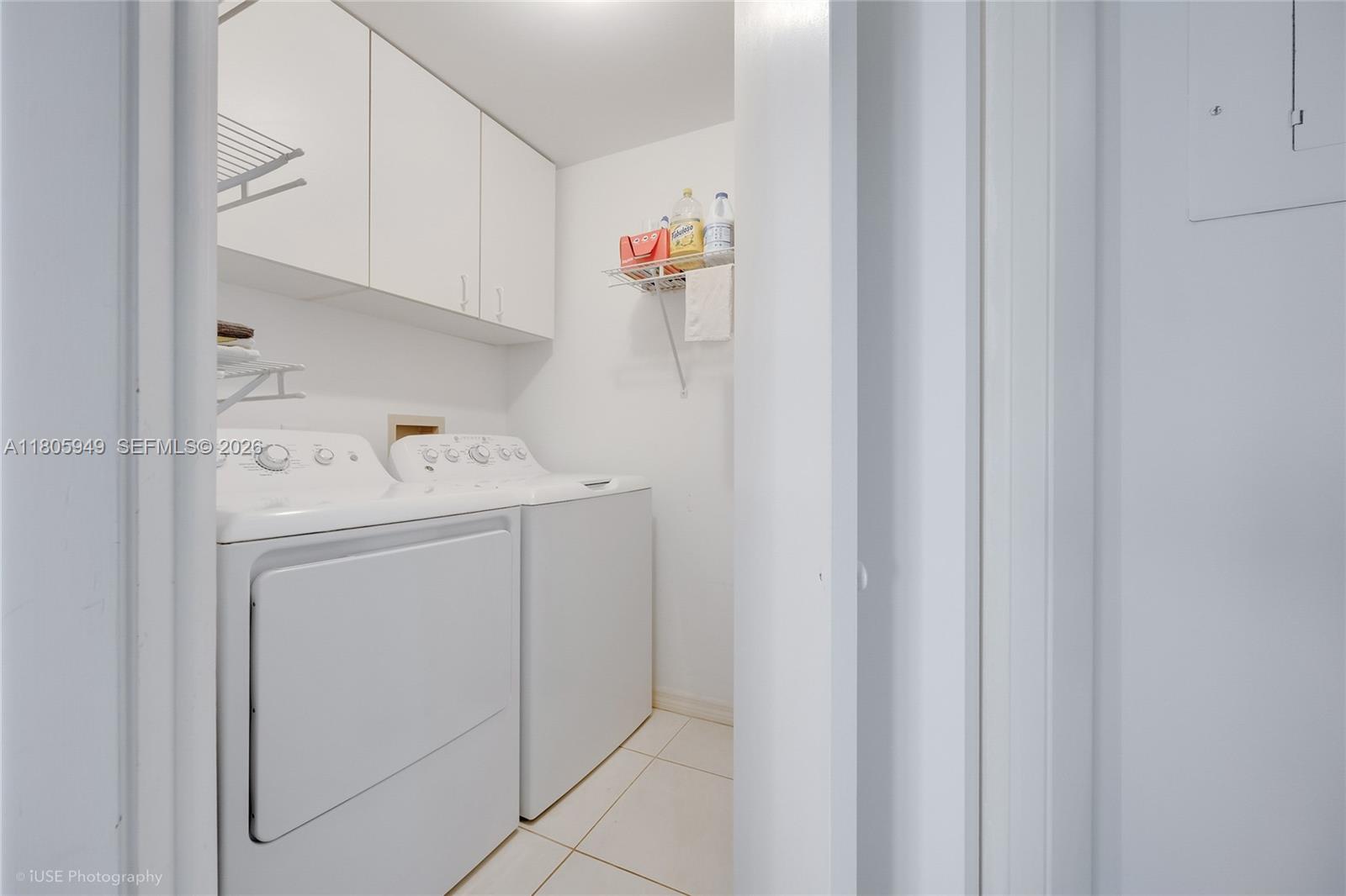 NORTH TOWER AT THE POINT - Residential