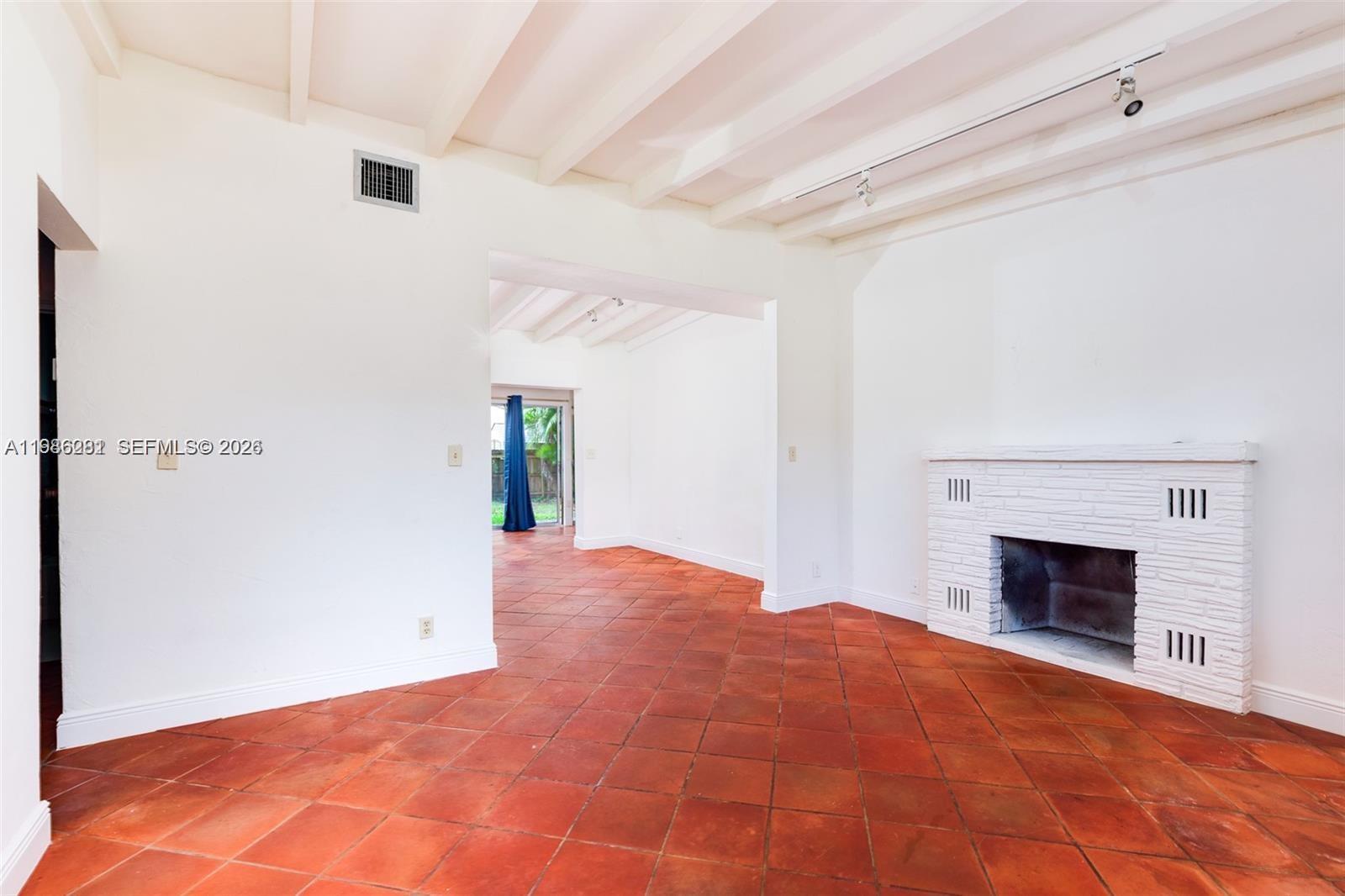 RIVERSIDE ESTATES 2ND REV - Residential Lease