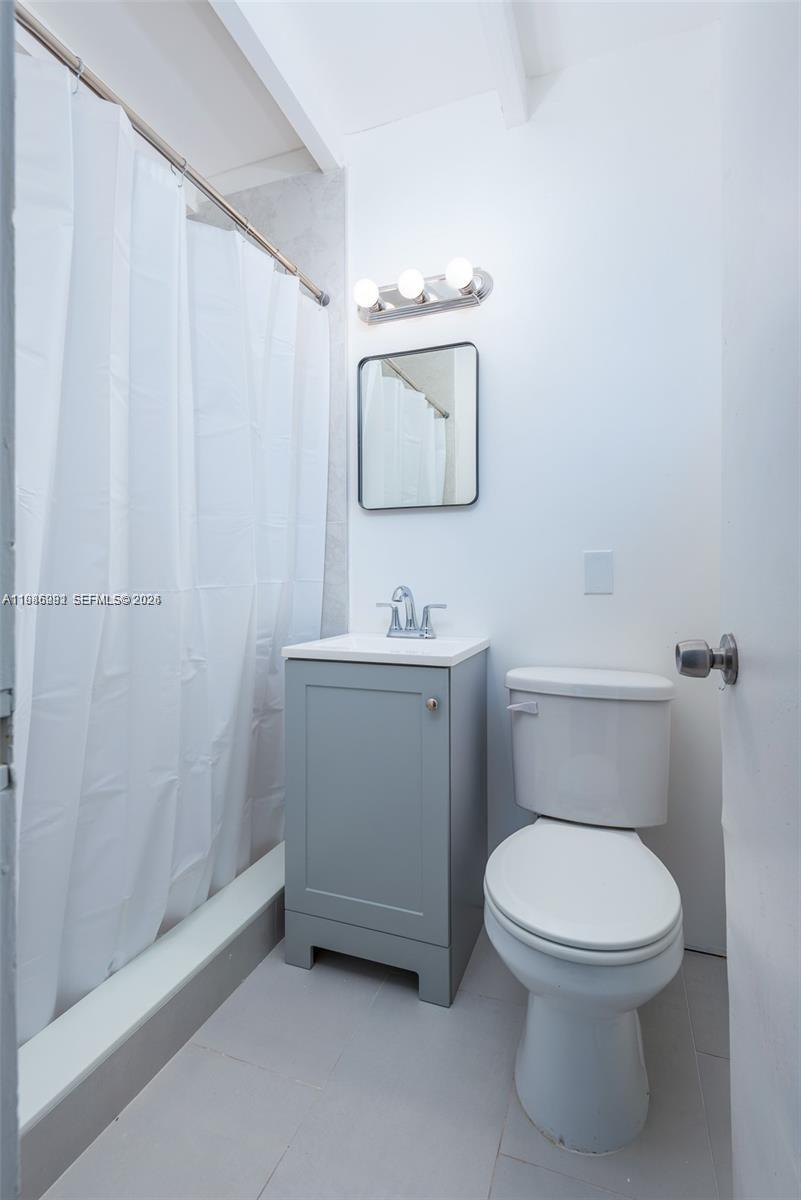 RIVERSIDE ESTATES 2ND REV - Residential Lease