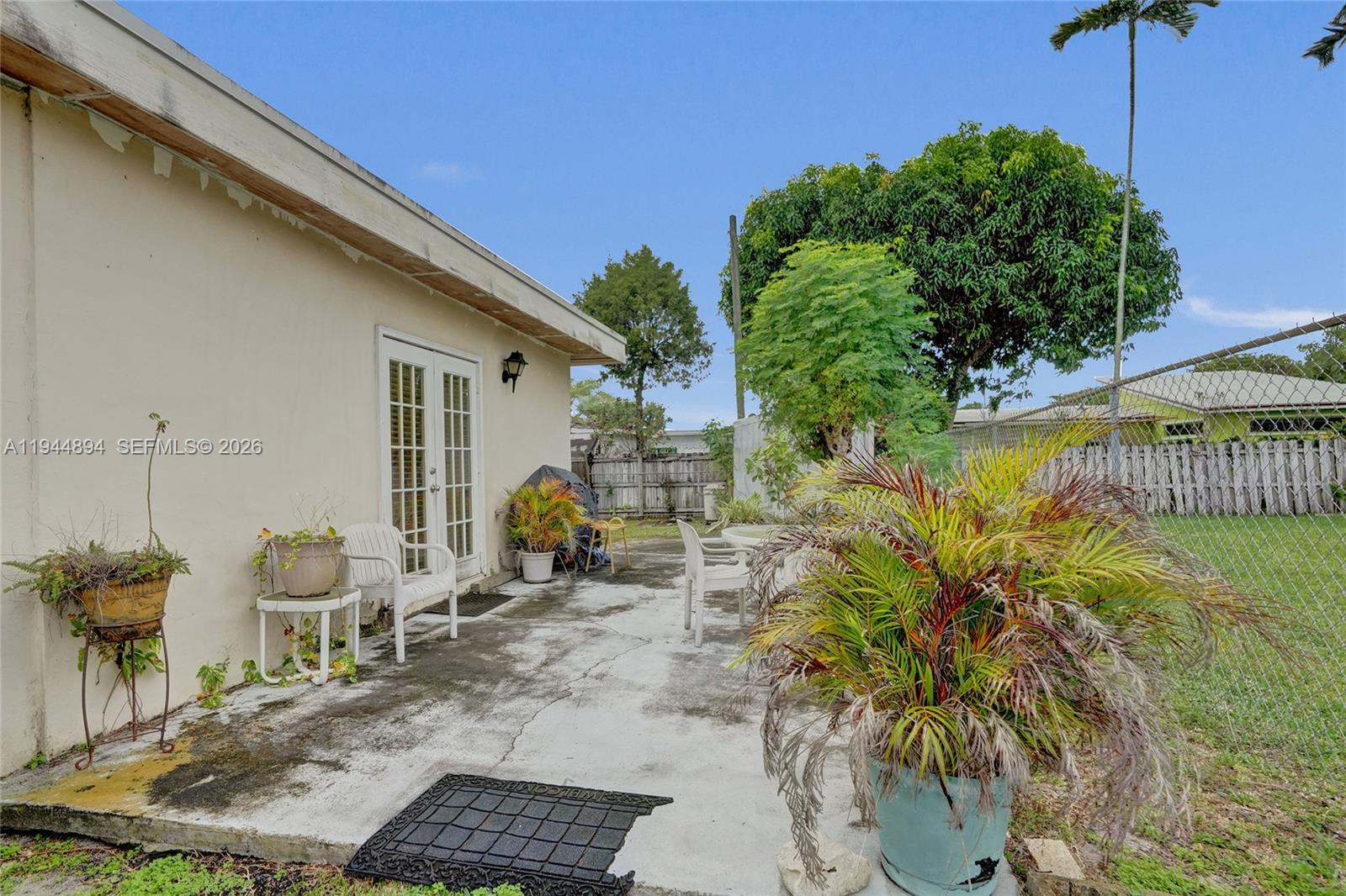 BROWARDALE 1ST ADDITION - Residential