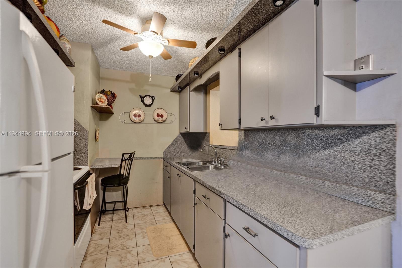 BROWARDALE 1ST ADDITION - Residential