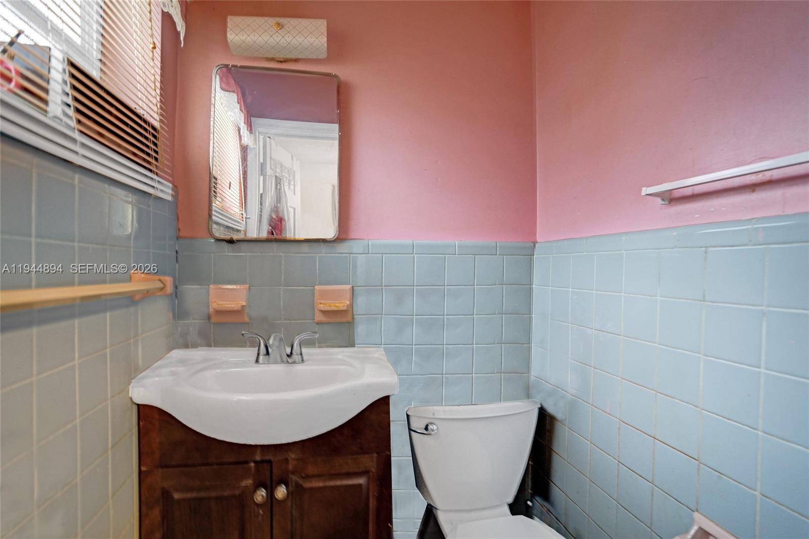 BROWARDALE 1ST ADDITION - Residential