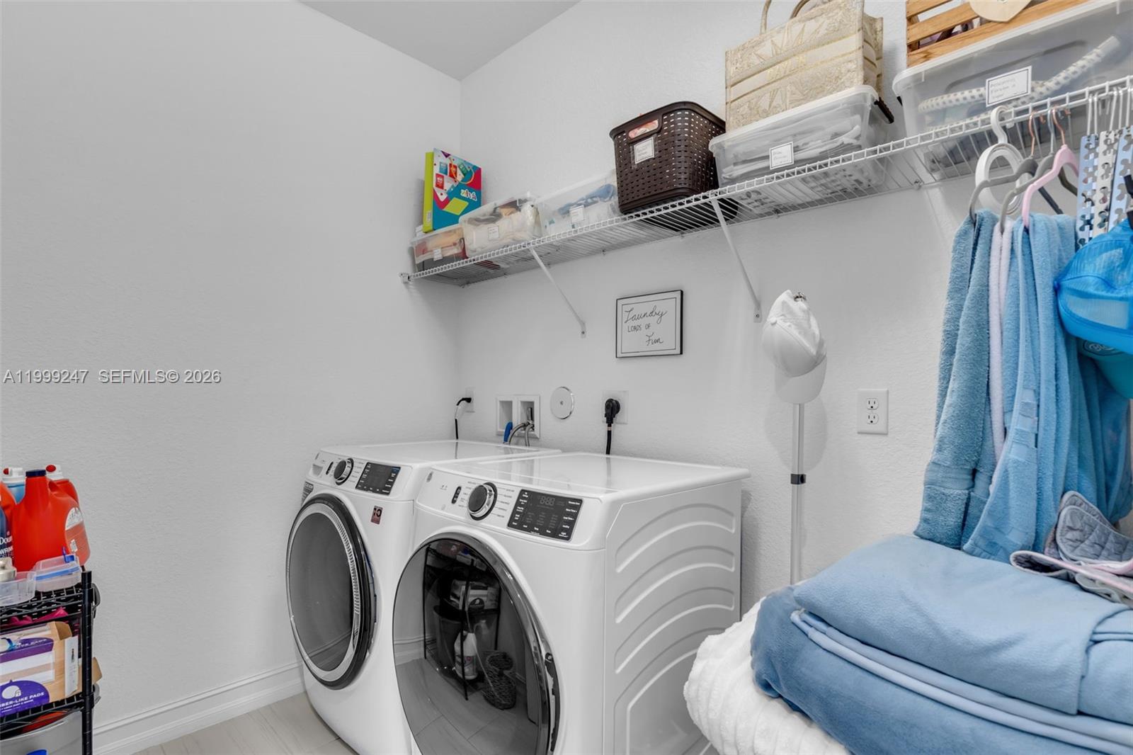 PEMBROKE LAKES SOUTH - Residential