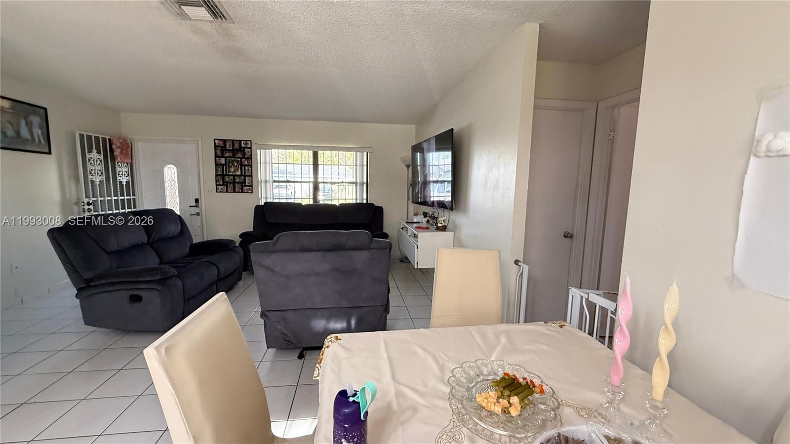 WESTWIND LAKES SEC 1 - Residential