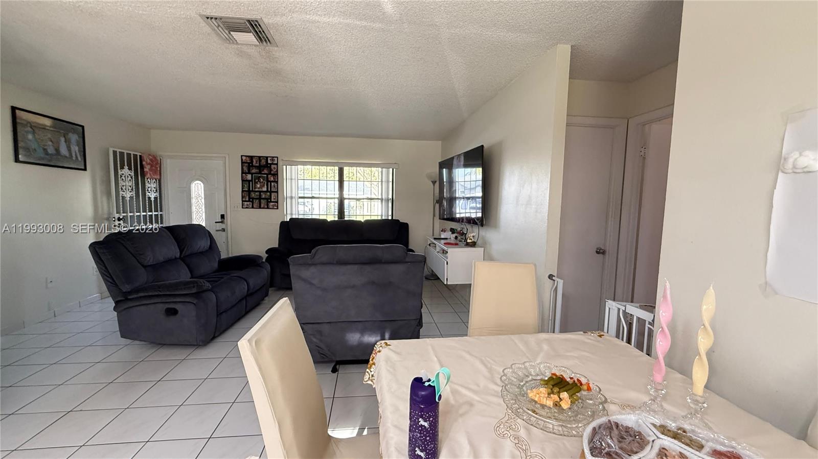 WESTWIND LAKES SEC 1 - Residential