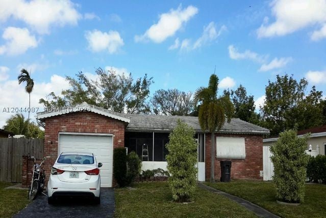4721 NW 41st Pl