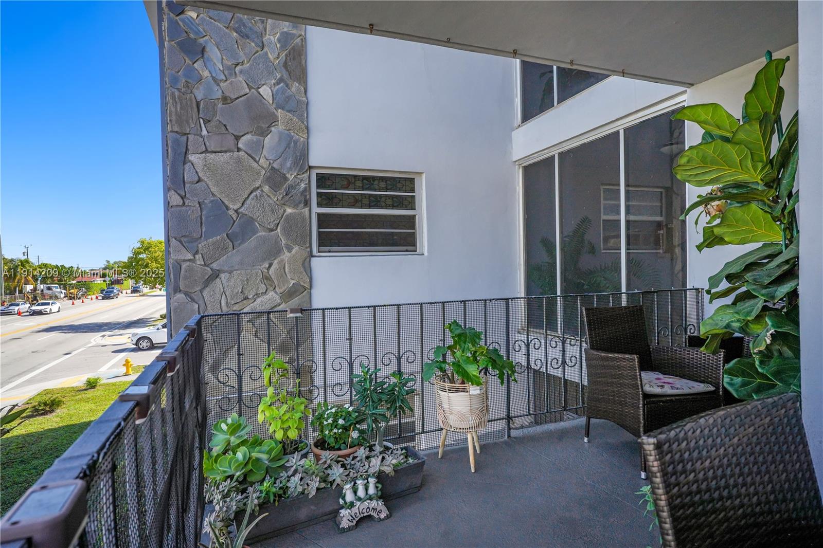 ROSALES CONDO - Residential