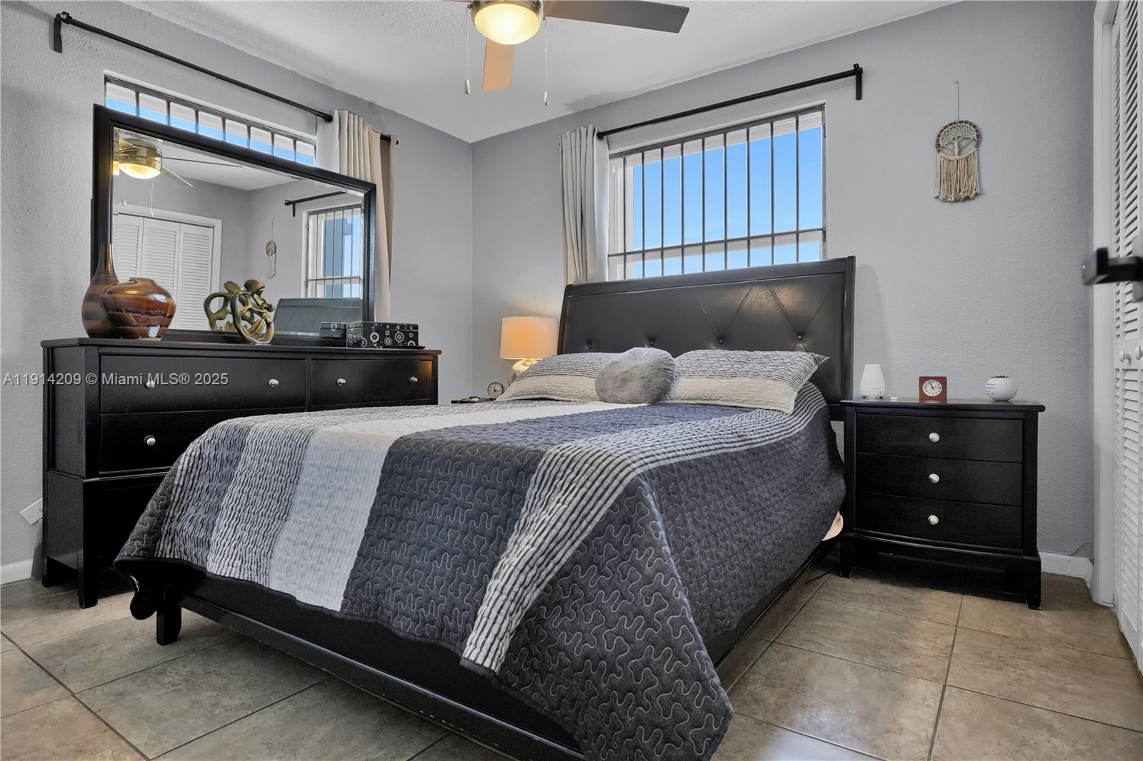 ROSALES CONDO - Residential