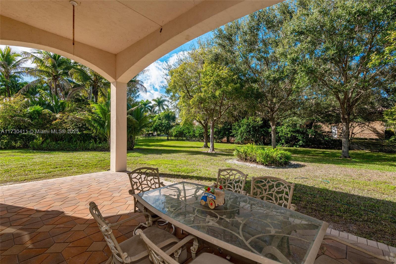 KAPOK GROVE ESTATES - Residential