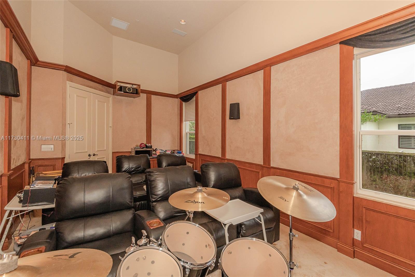 KAPOK GROVE ESTATES - Residential