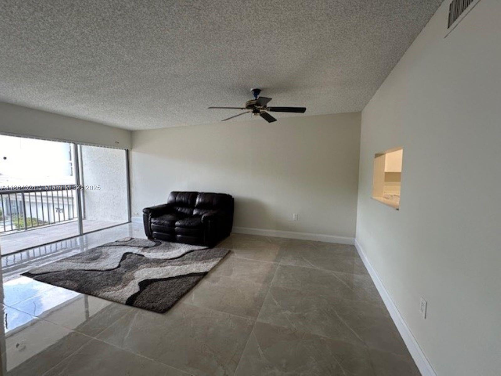 721 N Pine Island Rd 214