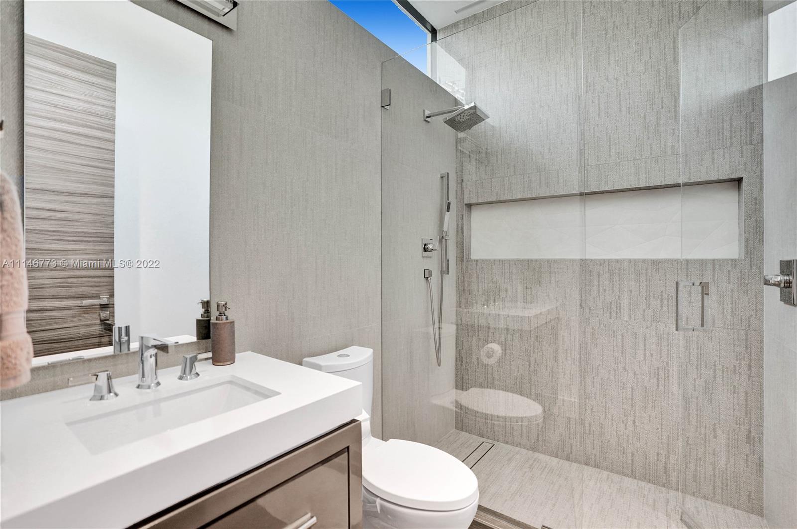 CORAL RIDGE - Residential