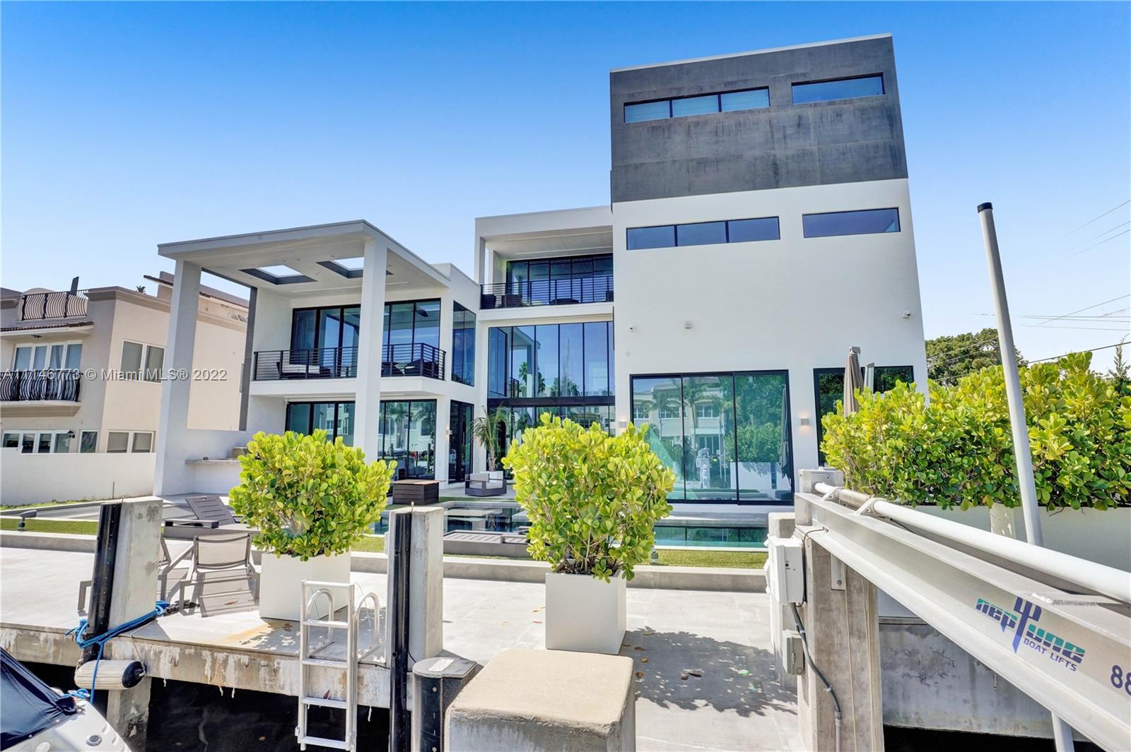 CORAL RIDGE - Residential