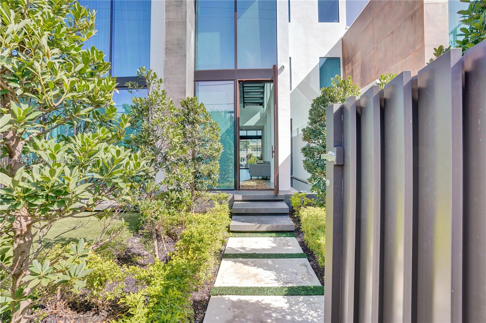 CORAL RIDGE - Residential