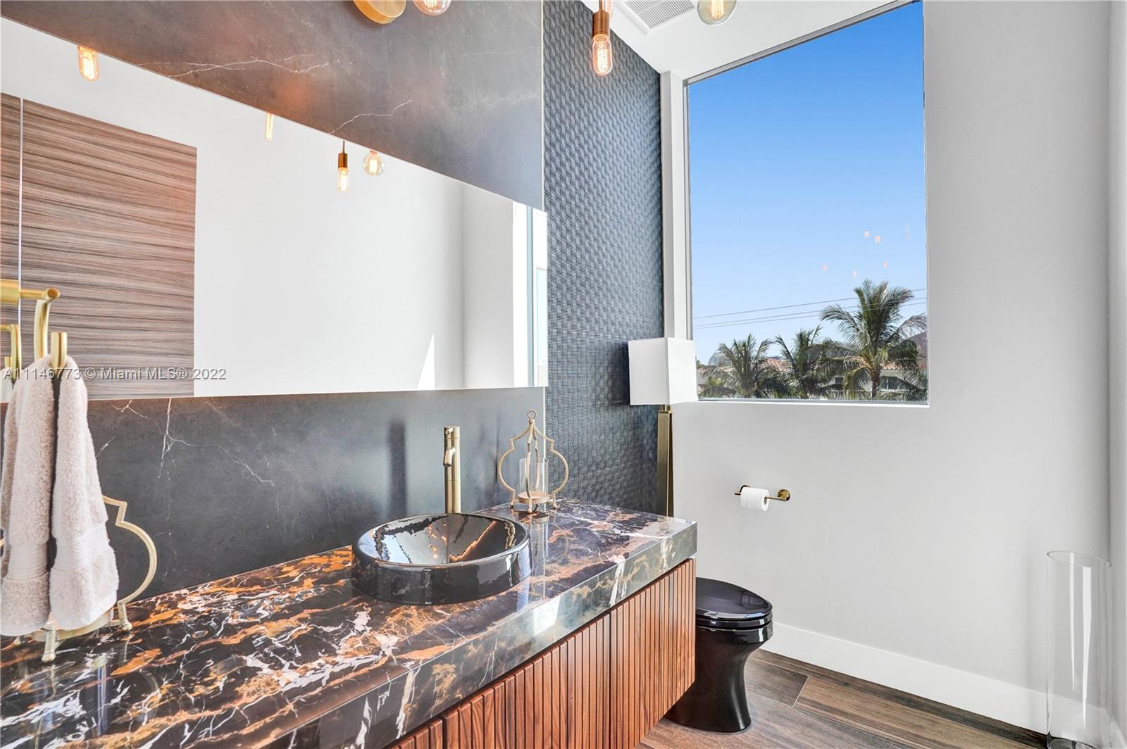 CORAL RIDGE - Residential