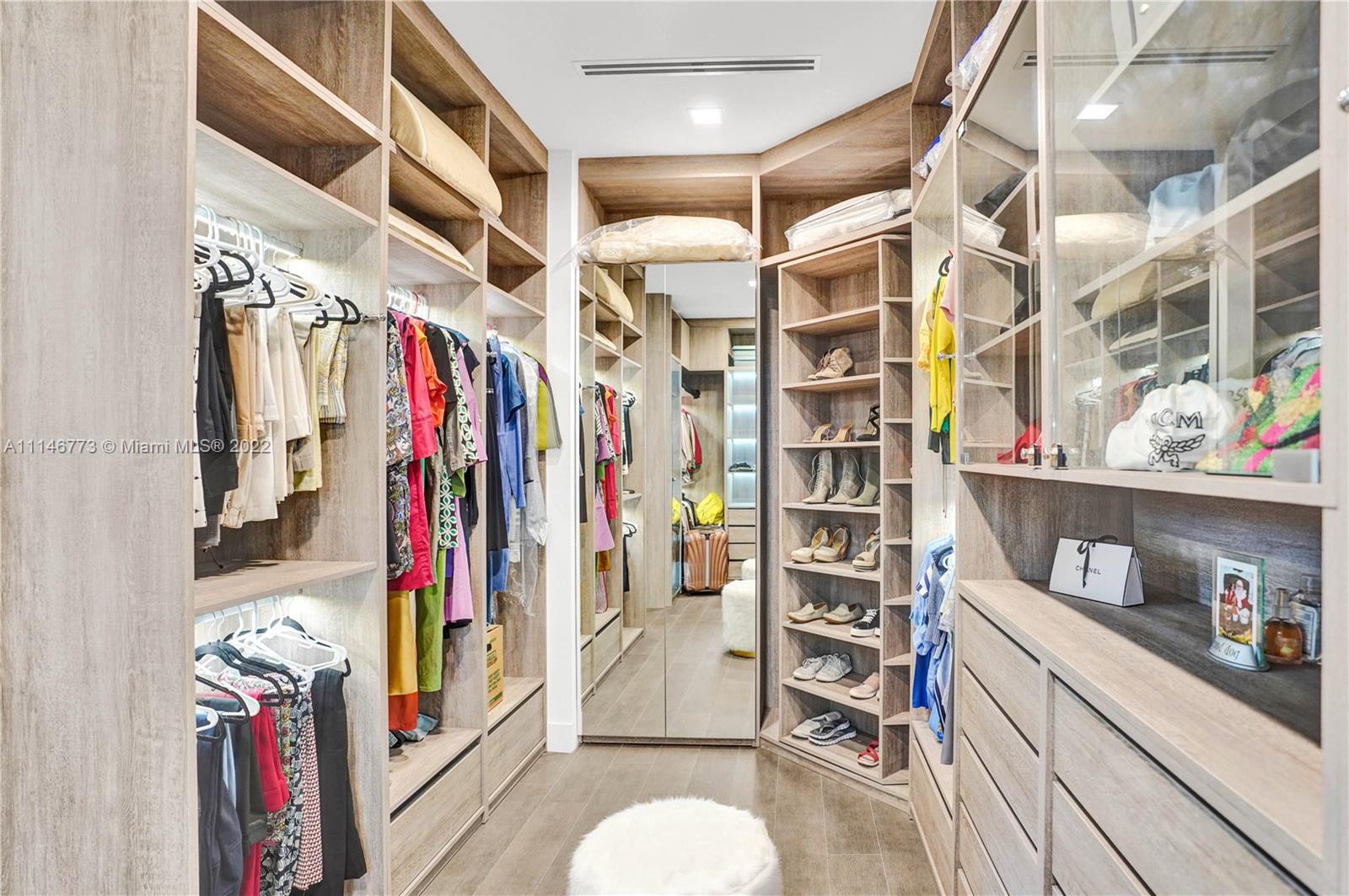 CORAL RIDGE - Residential