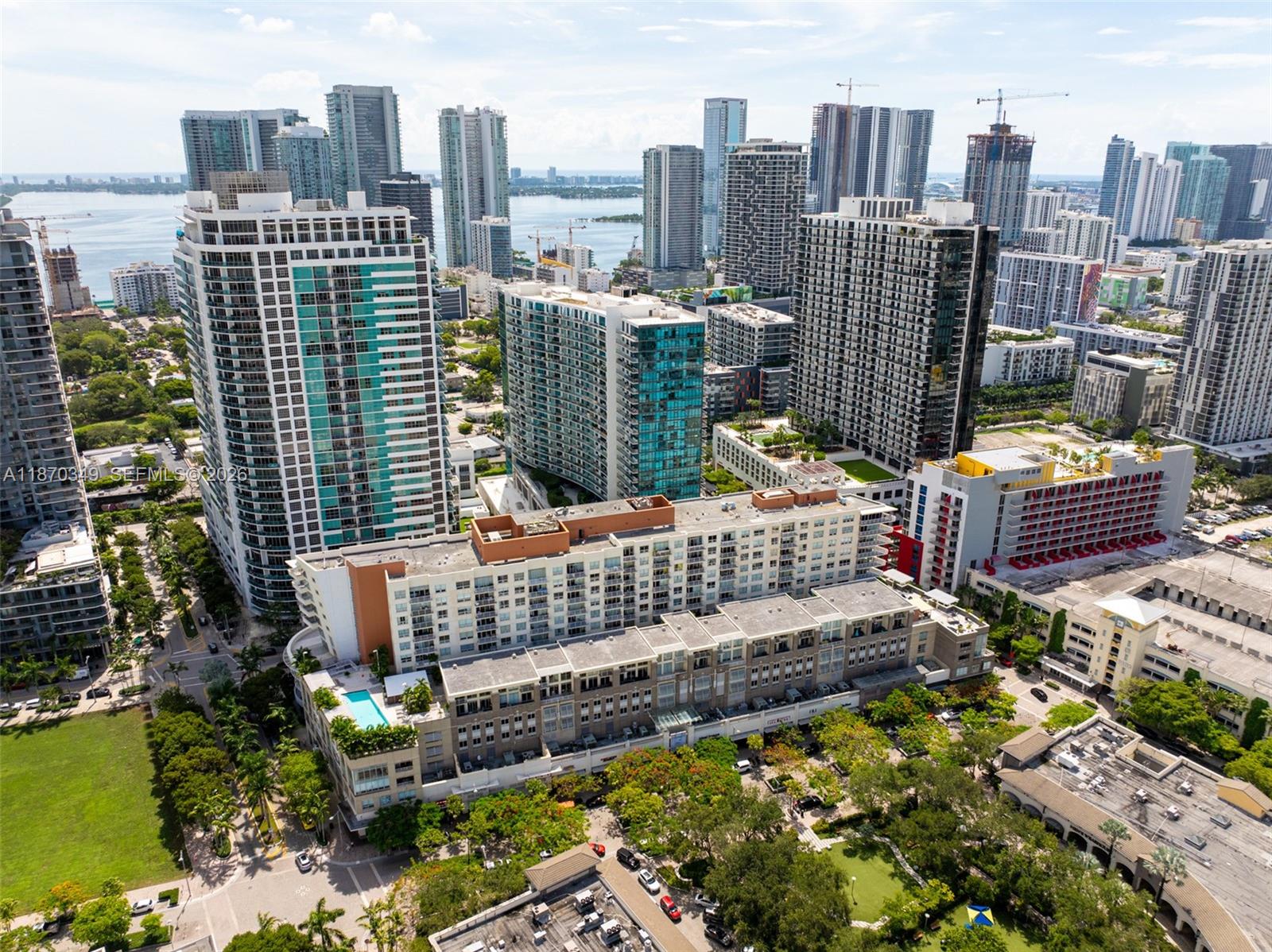 MIDBLOCK MIAMI CONDO - Residential