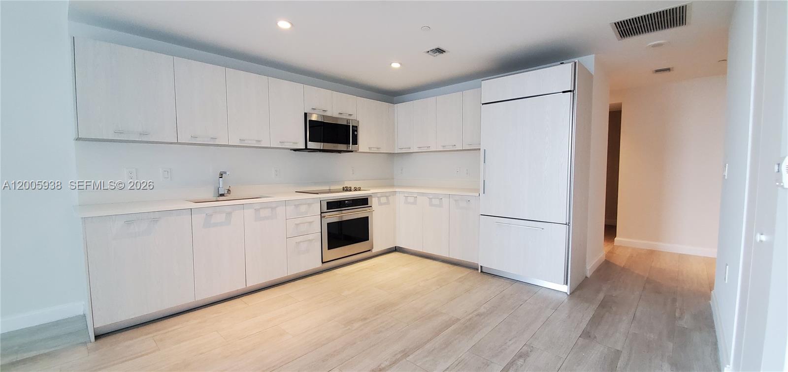 BRICKELL HEIGHTS WEST CON - Residential Lease