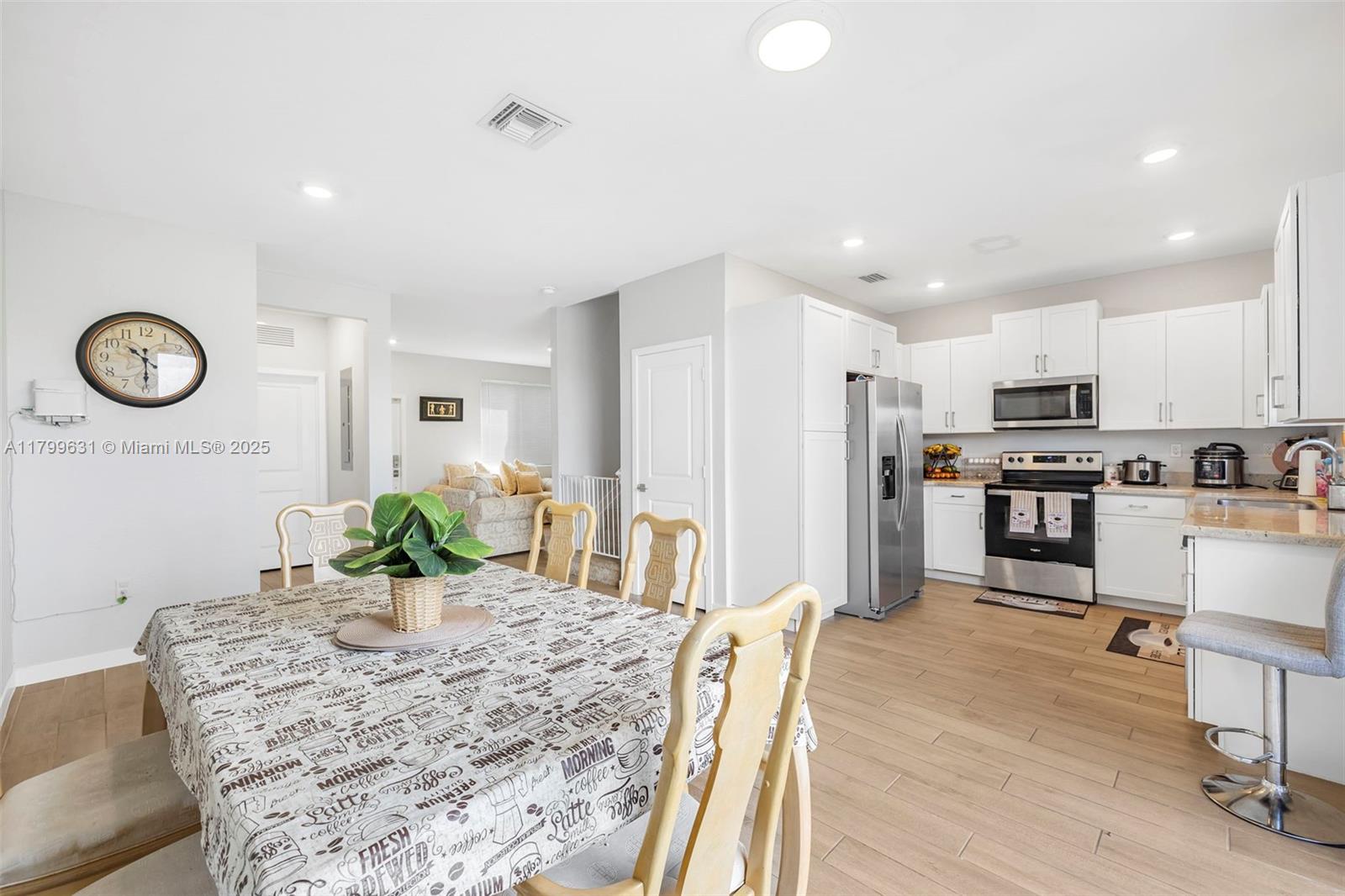 TOWNS AT SEASCAPE - Residential