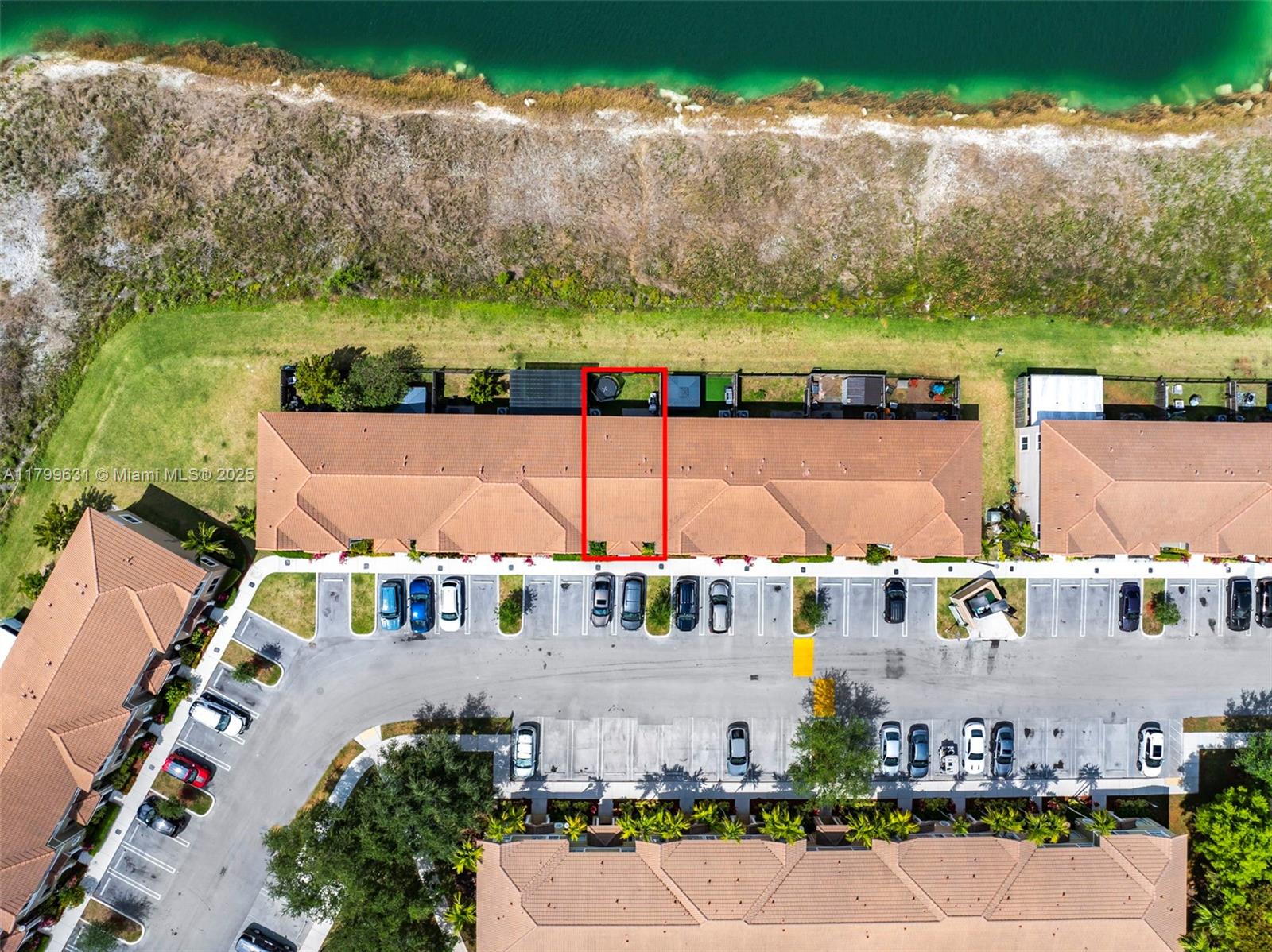 TOWNS AT SEASCAPE - Residential