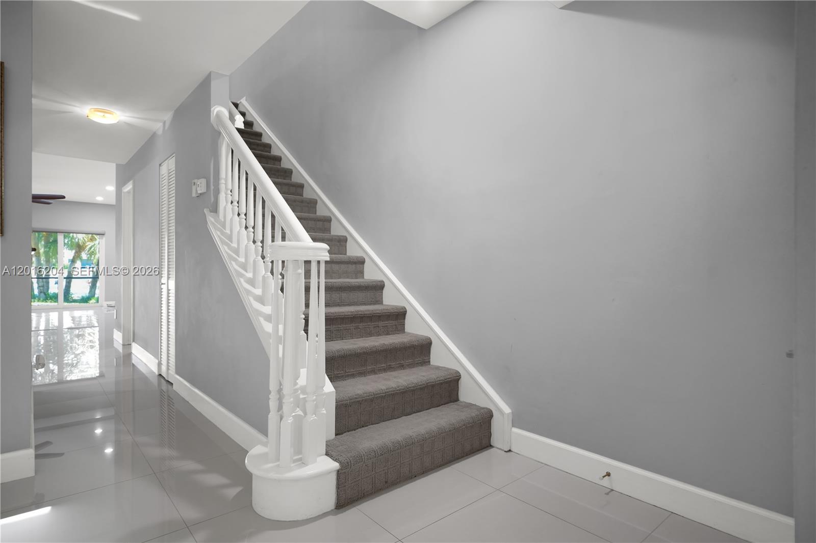 RIVERGATE TOWNHOUSES COND - Residential