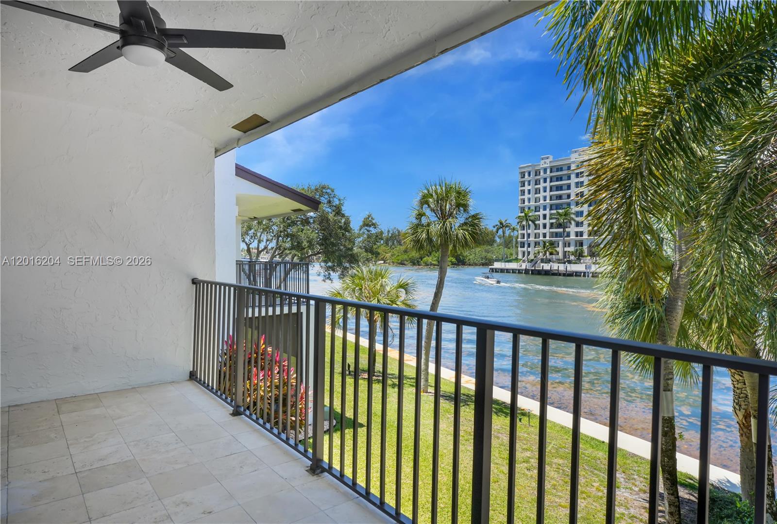 RIVERGATE TOWNHOUSES COND - Residential