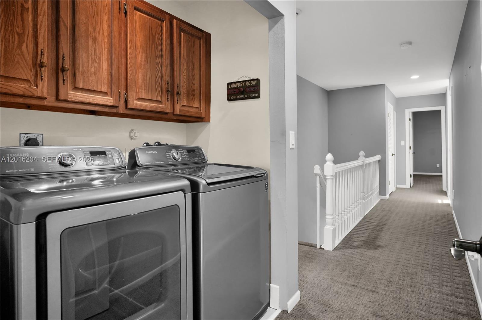 RIVERGATE TOWNHOUSES COND - Residential
