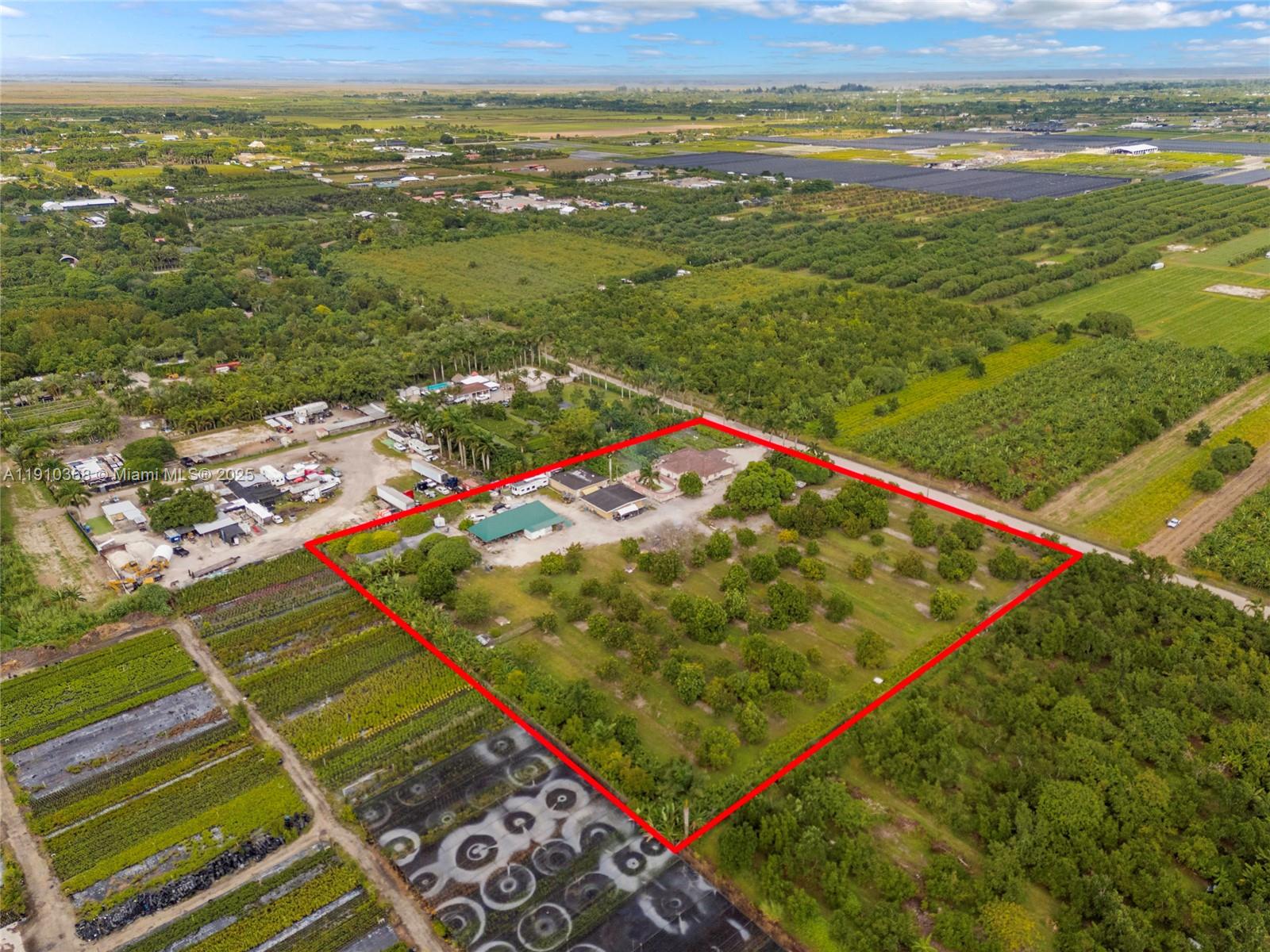 NORTH REDLANDS - Residential