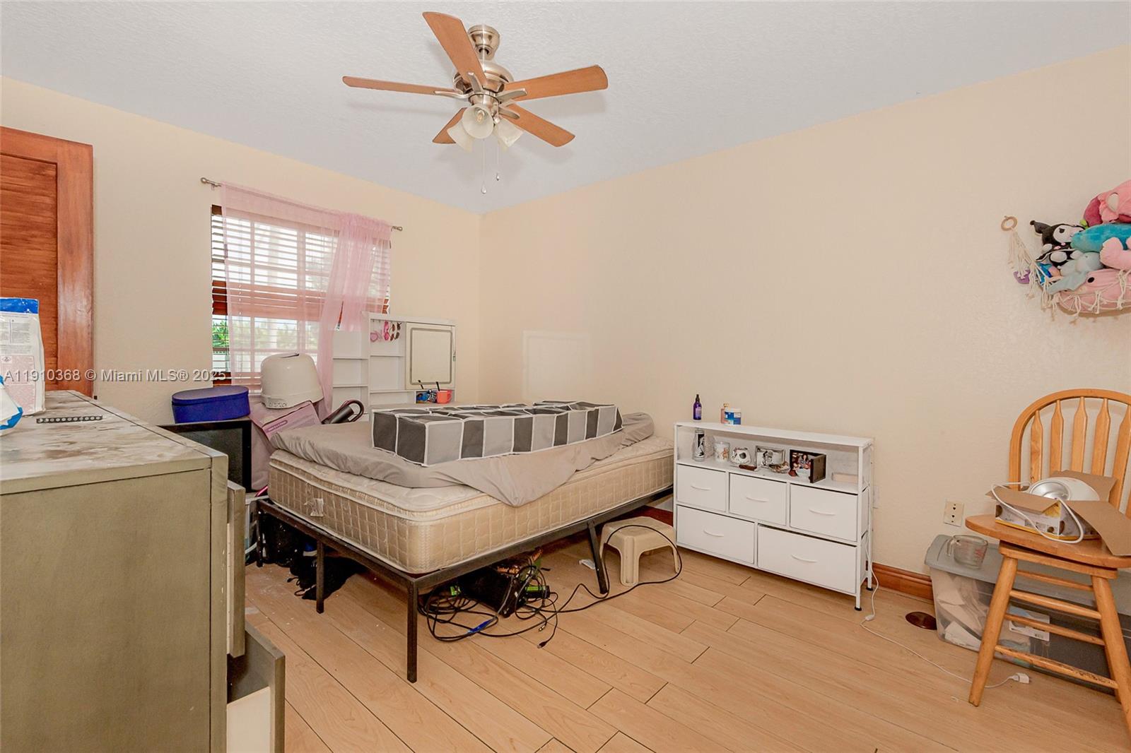 NORTH REDLANDS - Residential