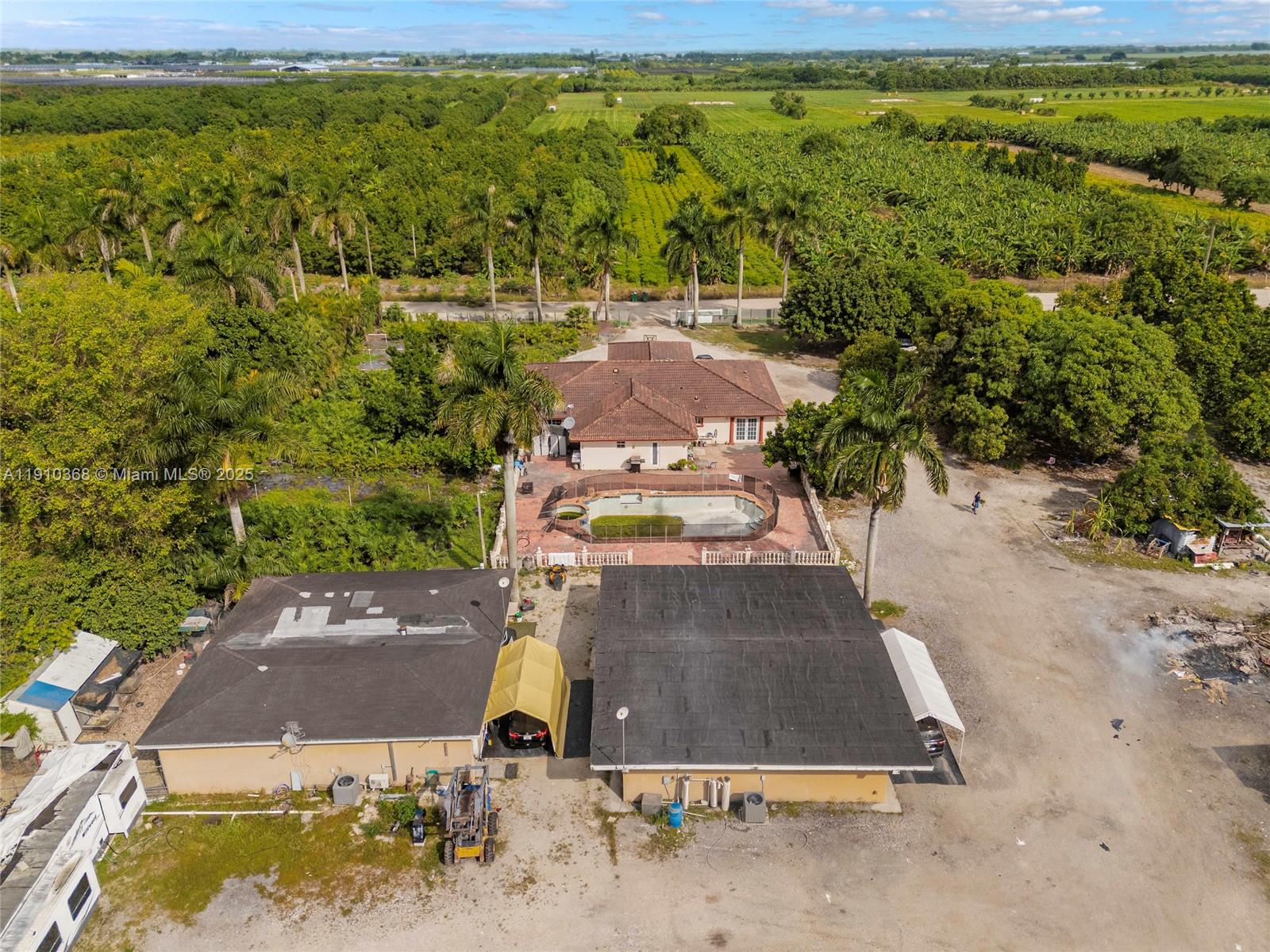 NORTH REDLANDS - Residential