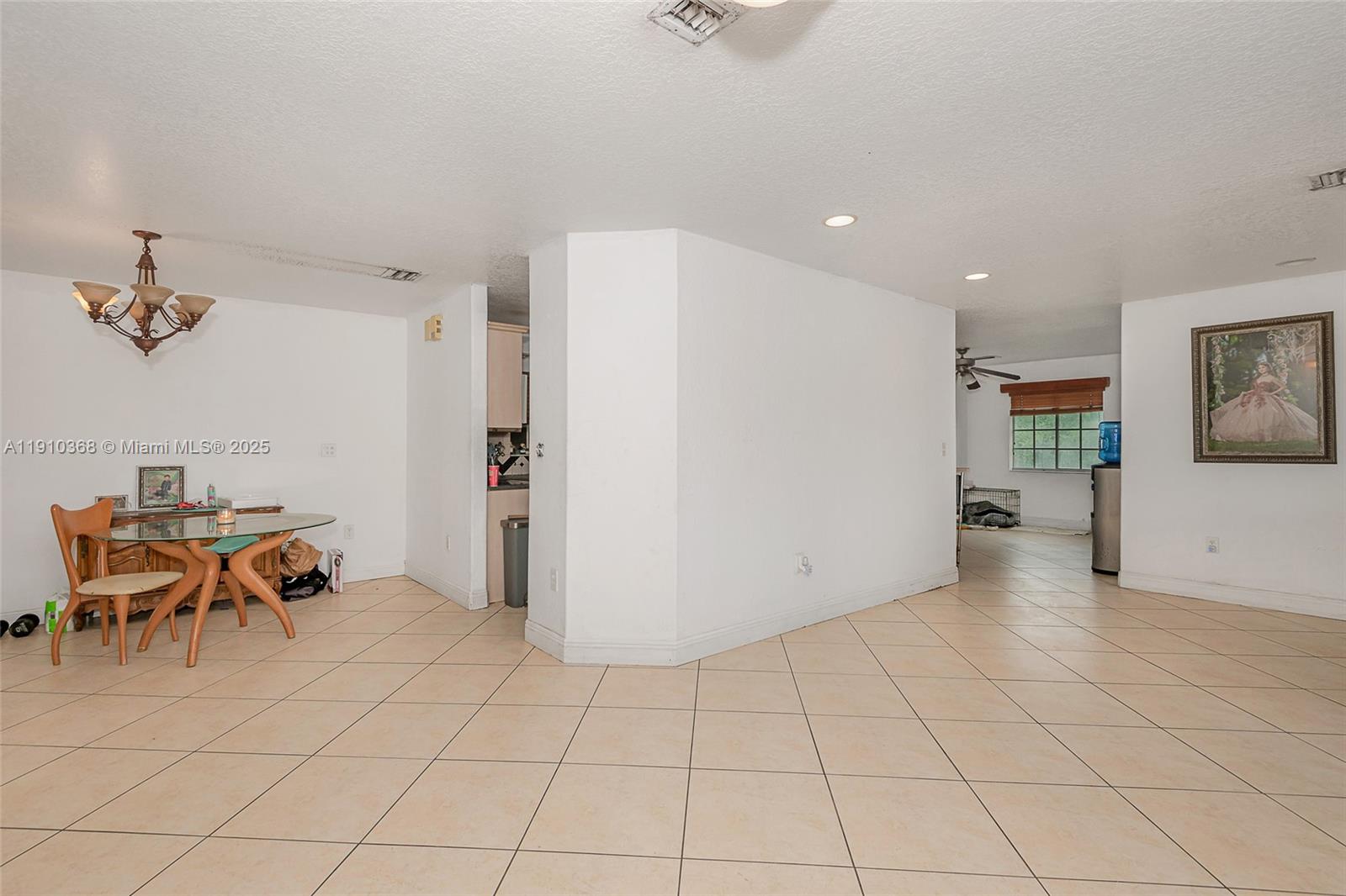 NORTH REDLANDS - Residential