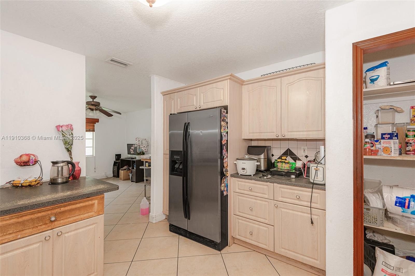 NORTH REDLANDS - Residential