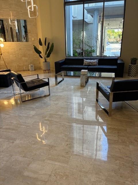 COMMODORE PLAZA CONDO - Residential