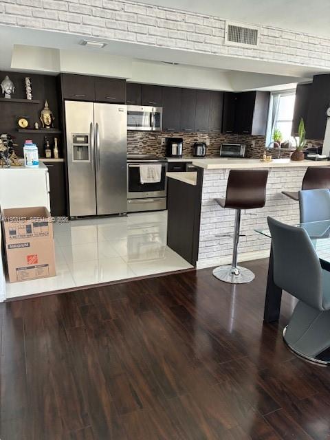 COMMODORE PLAZA CONDO - Residential