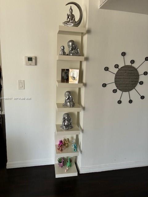 COMMODORE PLAZA CONDO - Residential