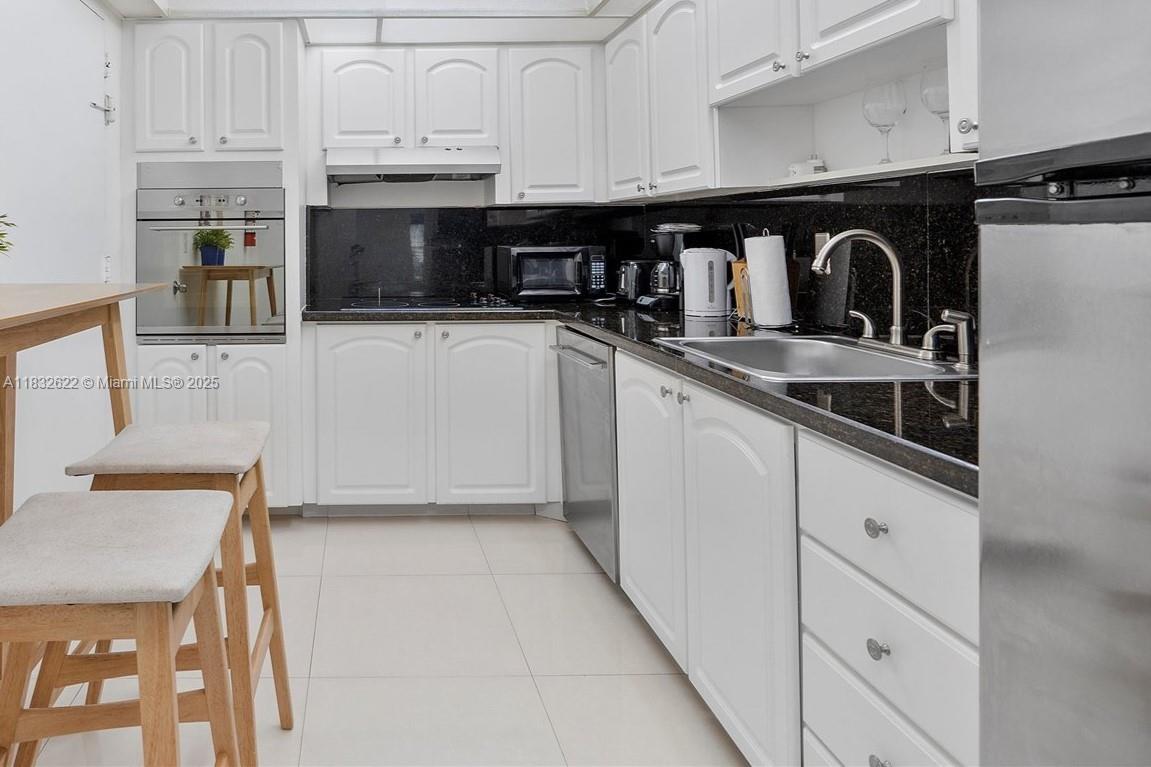 TIDES ON HOLLYWOOD BEACH - Residential