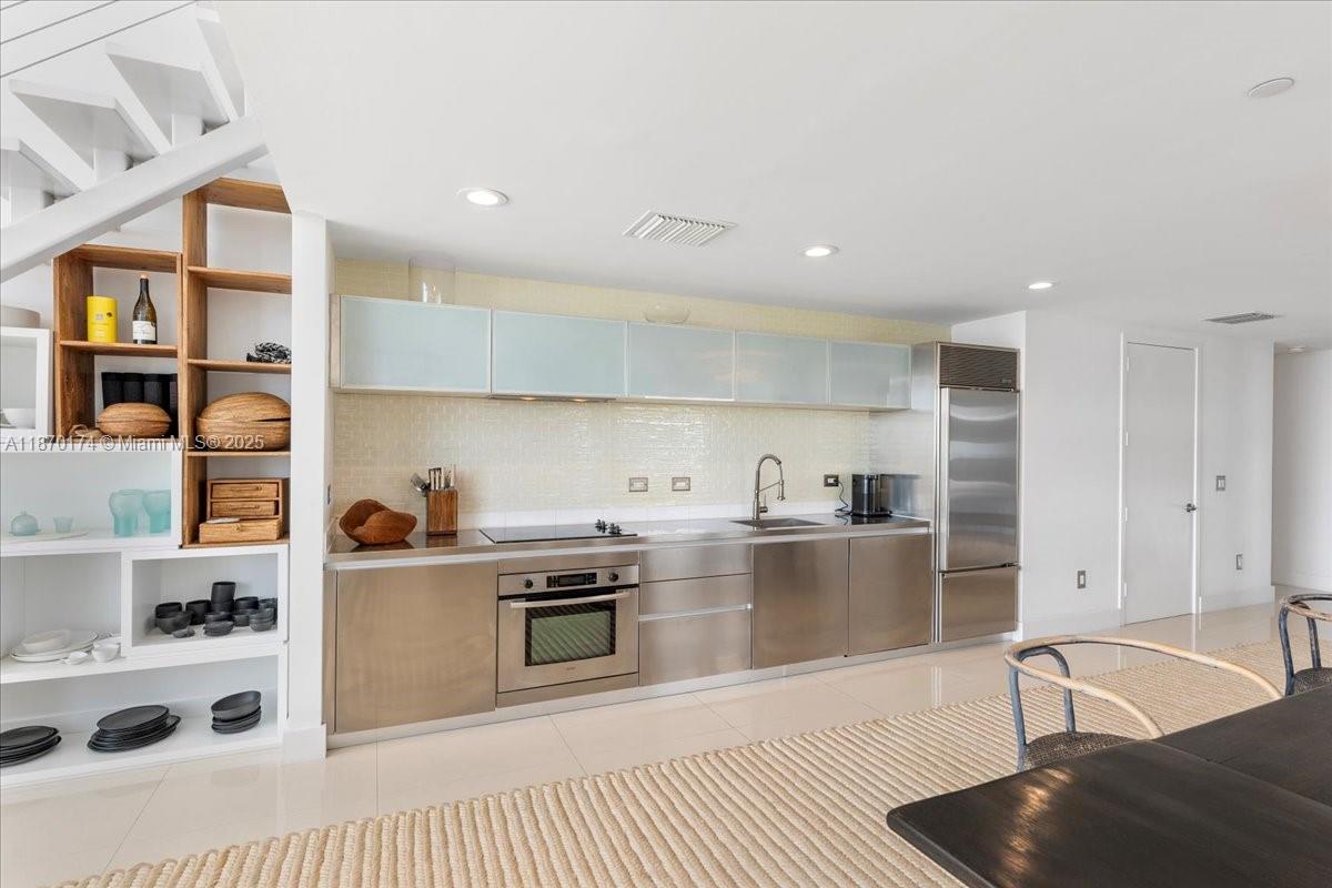 TEN MUSEUM PK RESIDENTIAL - Residential