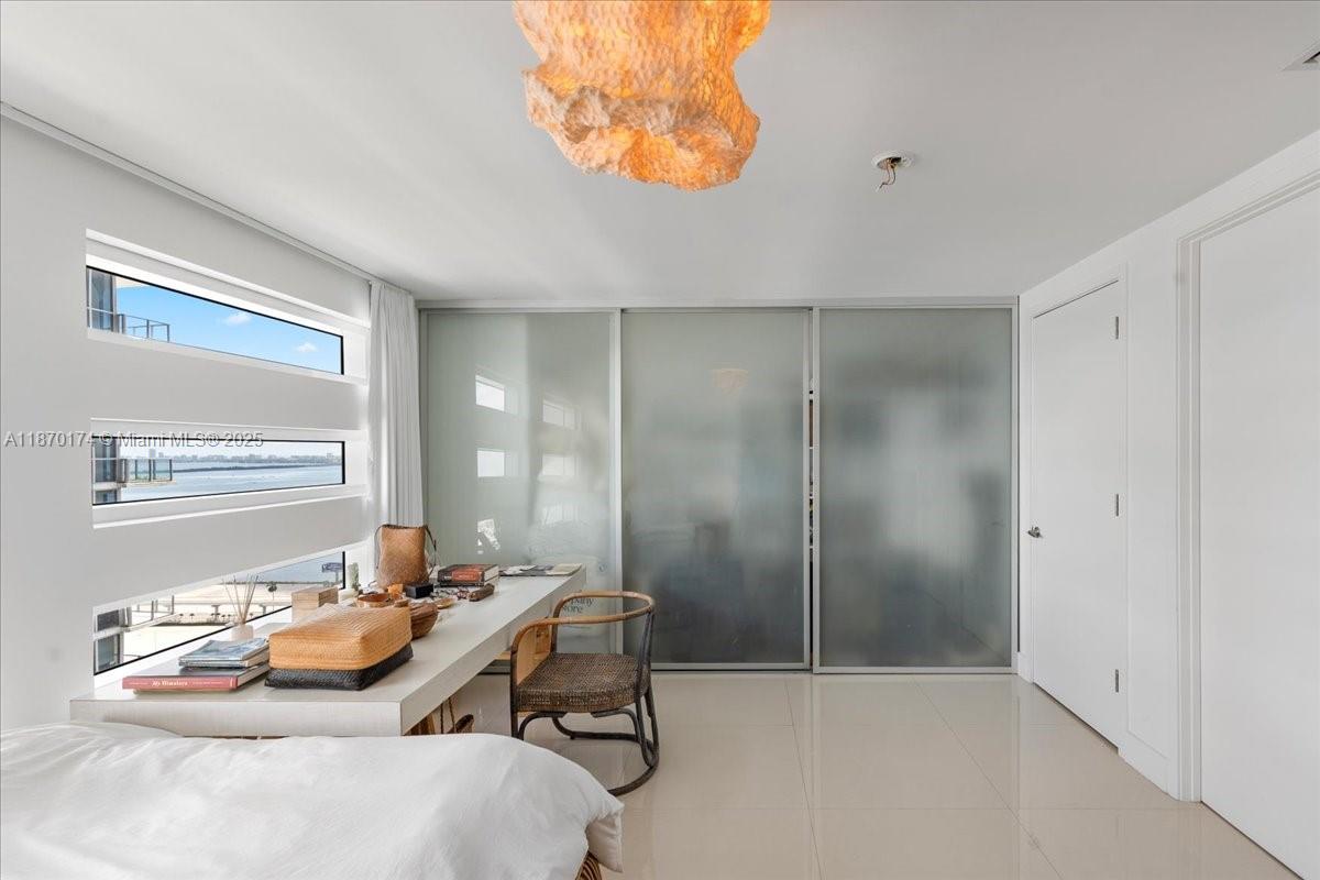 TEN MUSEUM PK RESIDENTIAL - Residential