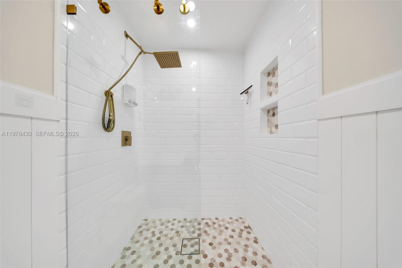 ORCHARD ESTATES - Residential